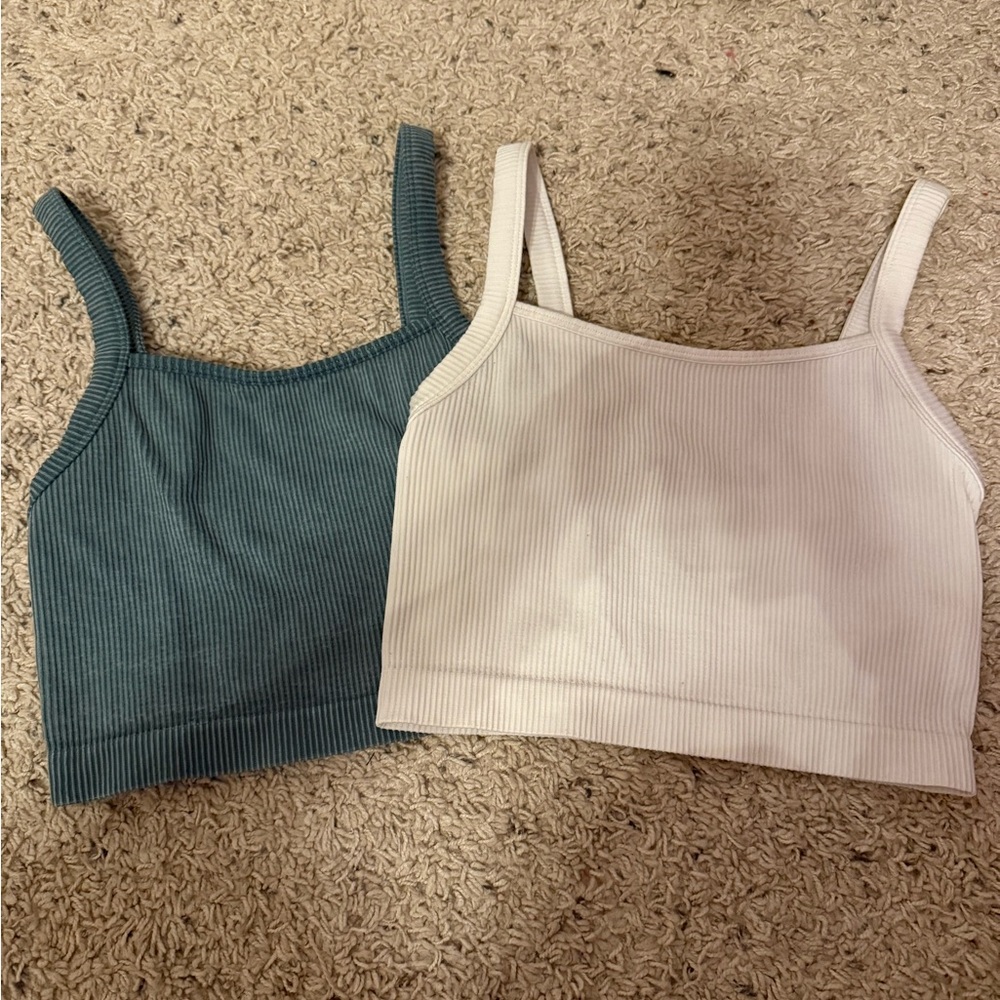 Colsie Green Sleeveless Crop Tank Top